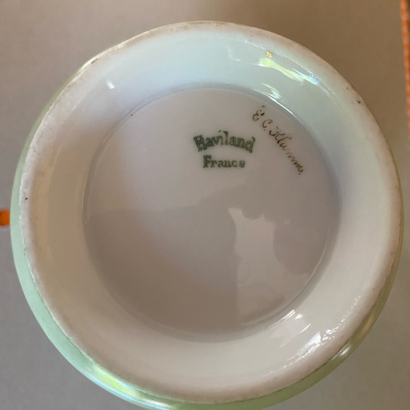 Haviland France hand-painted creamer - Picture 5 of 5